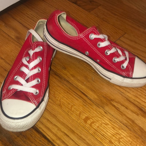 Converse - Picture 2 of 5